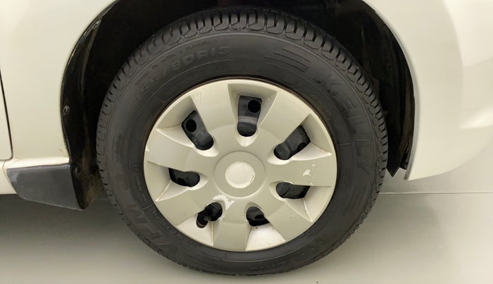 2012 Maruti A Star VXI (ABS) AT, Petrol, Automatic, 42,587 km, Right Front Wheel