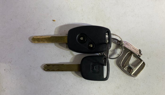 2014 Honda Amaze 1.2L I-VTEC S, Petrol, Manual, 57,415 km, Key Close Up