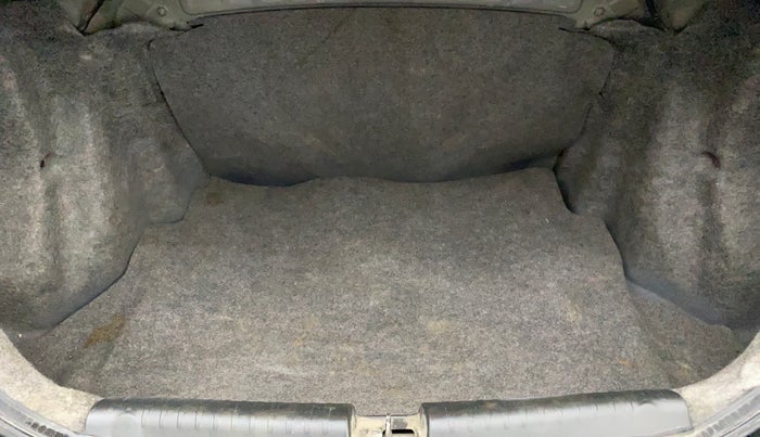 2014 Honda Amaze 1.2L I-VTEC S, Petrol, Manual, 57,415 km, Boot Inside