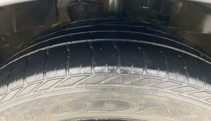 2018 Tata NEXON XZA PLUS DIESEL, Diesel, Automatic, 47,049 km, Right Front Tyre Tread