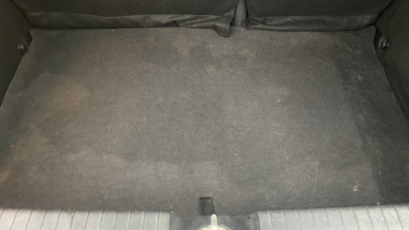 2017 Hyundai Elite i20 ASTA 1.2 (O), Petrol, Manual, 69,160 km, Boot Inside