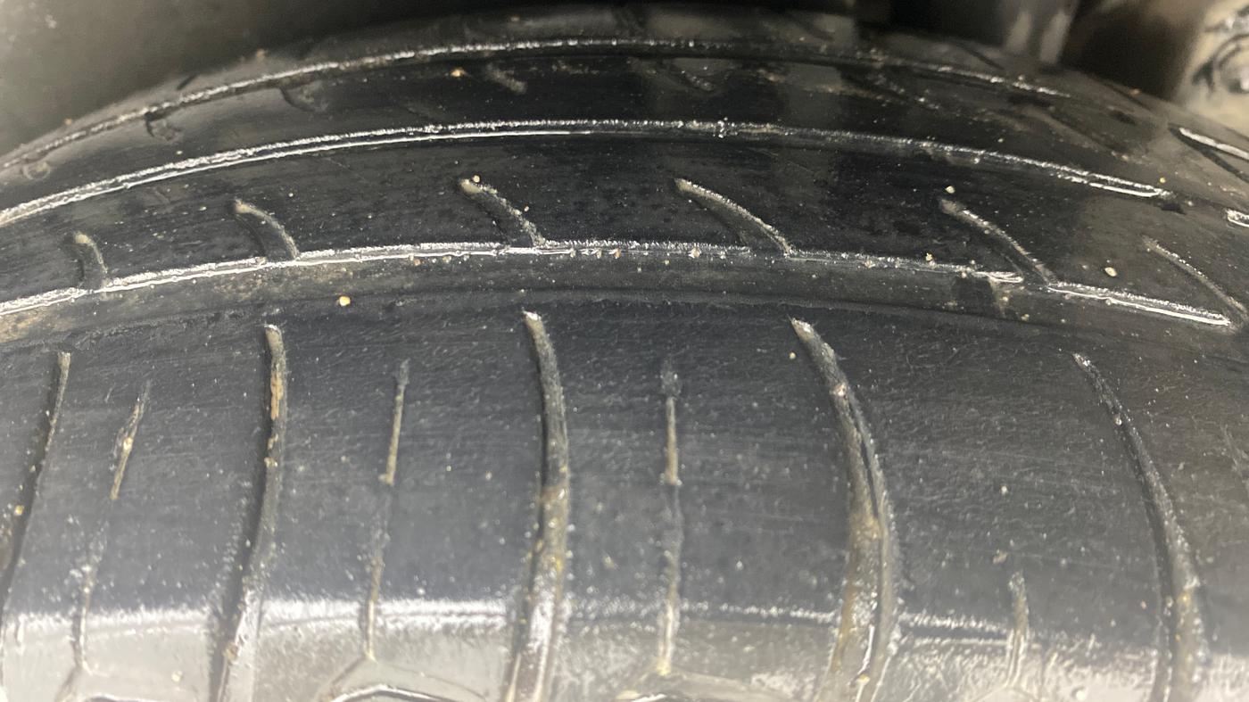 2015 Maruti Ertiga VDI, Diesel, Manual, 1,38,125 km, Left Rear Tyre Tread