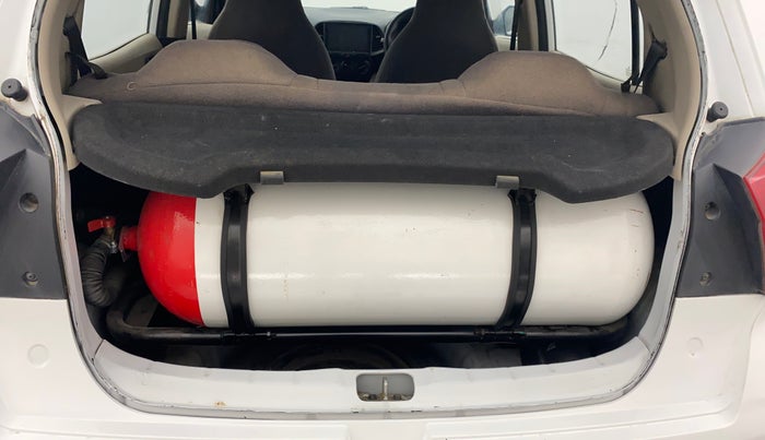 2020 Hyundai NEW SANTRO SPORTZ EXECUTIVE MT CNG, CNG, Manual, 37,243 km, Boot Inside