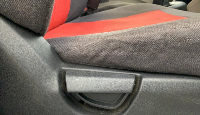 2020 Hyundai NEW SANTRO SPORTZ EXECUTIVE MT CNG, CNG, Manual, 37,243 km, Driver Side Adjustment Panel