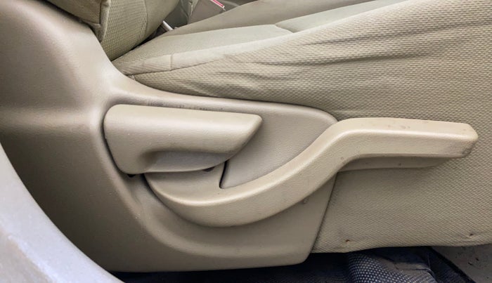 2014 Honda Brio S MT, Petrol, Manual, 74,114 km, Driver Side Adjustment Panel