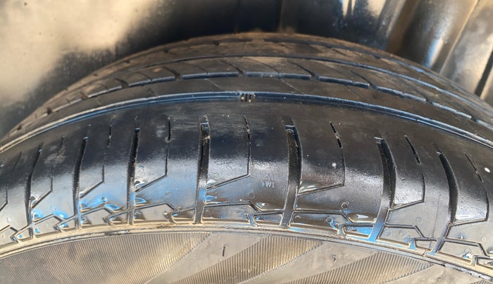 2021 Maruti S Cross ZETA AT 1.5, Petrol, Automatic, 93,626 km, Left Rear Tyre Tread