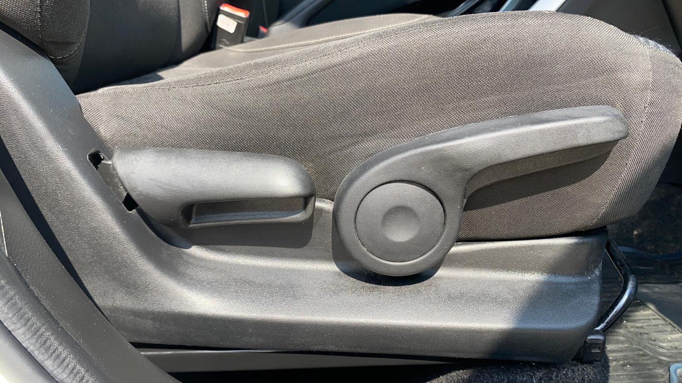 2021 Maruti S Cross ZETA AT 1.5, Petrol, Automatic, 93,626 km, Driver Side Adjustment Panel
