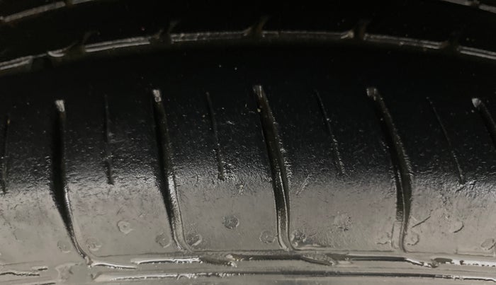 2020 KIA SELTOS HTX 1.5 PETROL, Petrol, Manual, 80,843 km, Right Rear Tyre Tread