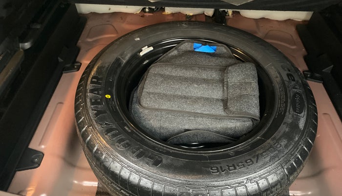 2020 KIA SELTOS HTX 1.5 PETROL, Petrol, Manual, 80,843 km, Spare Tyre