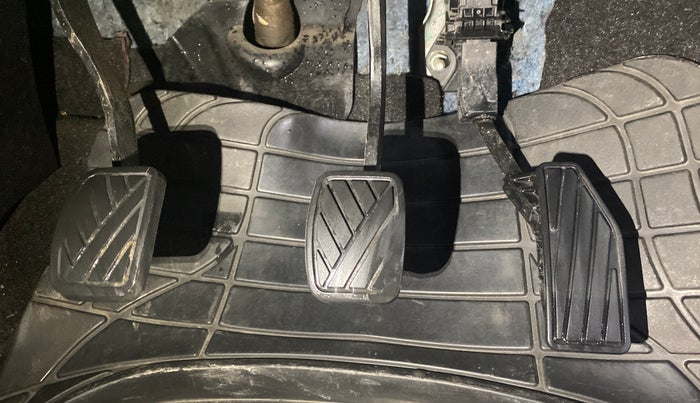 2021 Maruti Swift LXI, Petrol, Manual, 62,976 km, Pedals