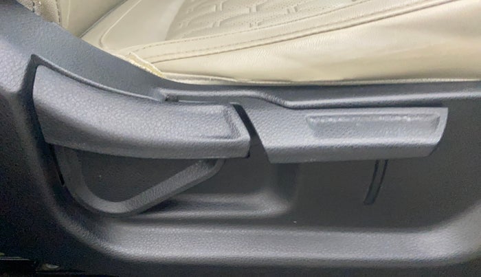 2019 KIA SELTOS HTX IVT 1.5 PETROL, Petrol, Automatic, 45,390 km, Driver Side Adjustment Panel