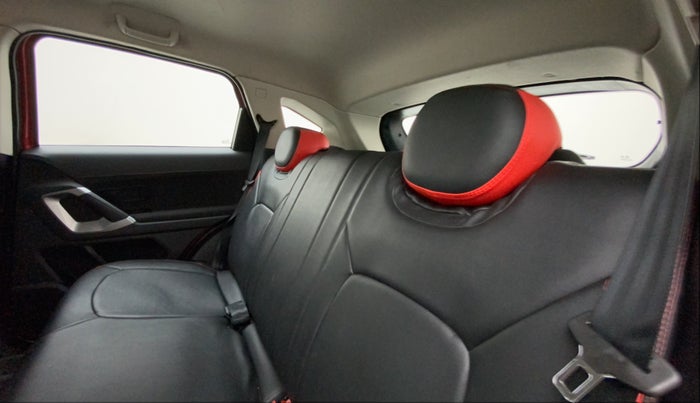 2021 Tata Harrier XMA 2.0L KRYOTEC, Diesel, Automatic, 28,570 km, Right Side Rear Door Cabin