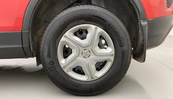 2021 Tata Harrier XMA 2.0L KRYOTEC, Diesel, Automatic, 28,570 km, Left Rear Wheel