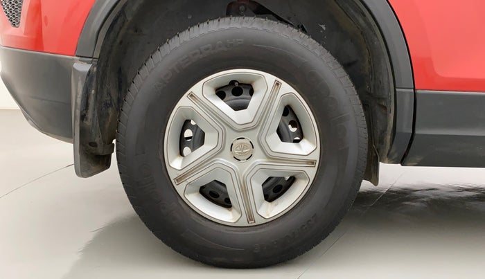 2021 Tata Harrier XMA 2.0L KRYOTEC, Diesel, Automatic, 28,570 km, Right Rear Wheel