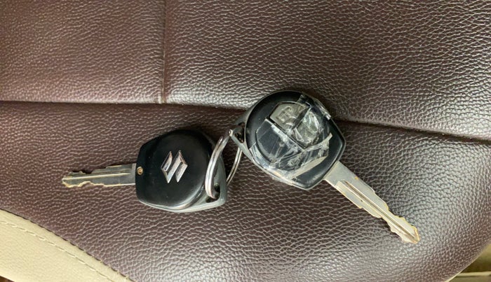 2017 Maruti Swift Dzire VXI, Petrol, Manual, 54,586 km, Key Close Up