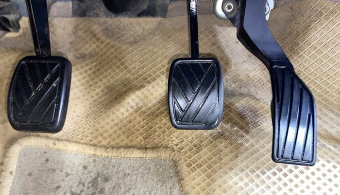 2017 Maruti Swift Dzire VXI, Petrol, Manual, 54,586 km, Pedals