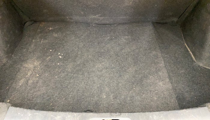 2017 Maruti Swift Dzire VXI, Petrol, Manual, 54,586 km, Boot Inside