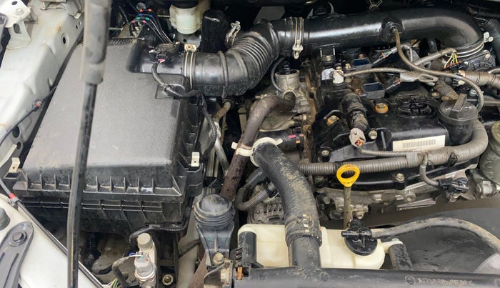 2022 Toyota Innova Crysta 2.7 GX AT 7 STR, Petrol, Automatic, 22,173 km, Engine View - Right