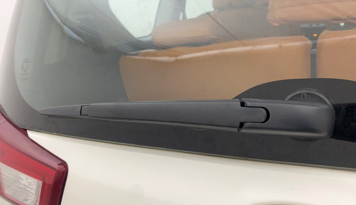 2022 Toyota Innova Crysta 2.7 GX AT 7 STR, Petrol, Automatic, 22,173 km, Rear Wiper