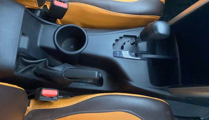 2022 Toyota Innova Crysta 2.7 GX AT 7 STR, Petrol, Automatic, 22,173 km, Gear Lever