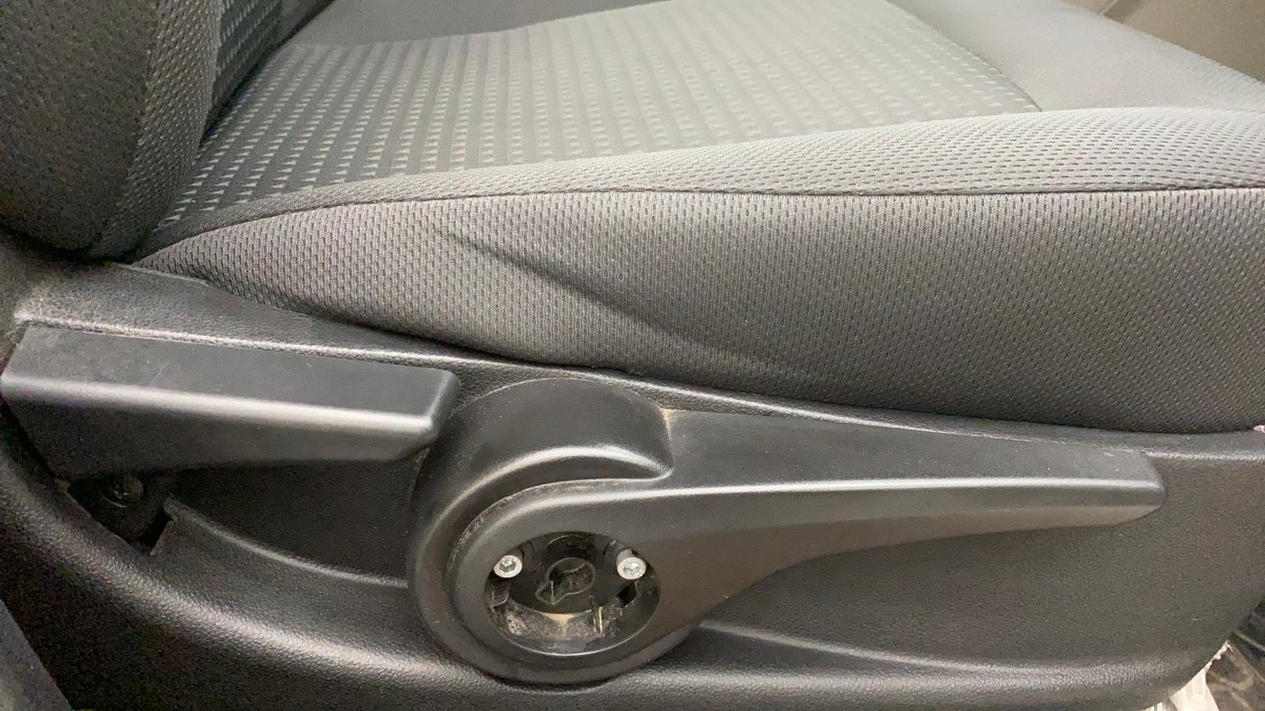2018 Tata Tiago XZ PETROL, Petrol, Manual, 37,357 km, Driver Side Adjustment Panel