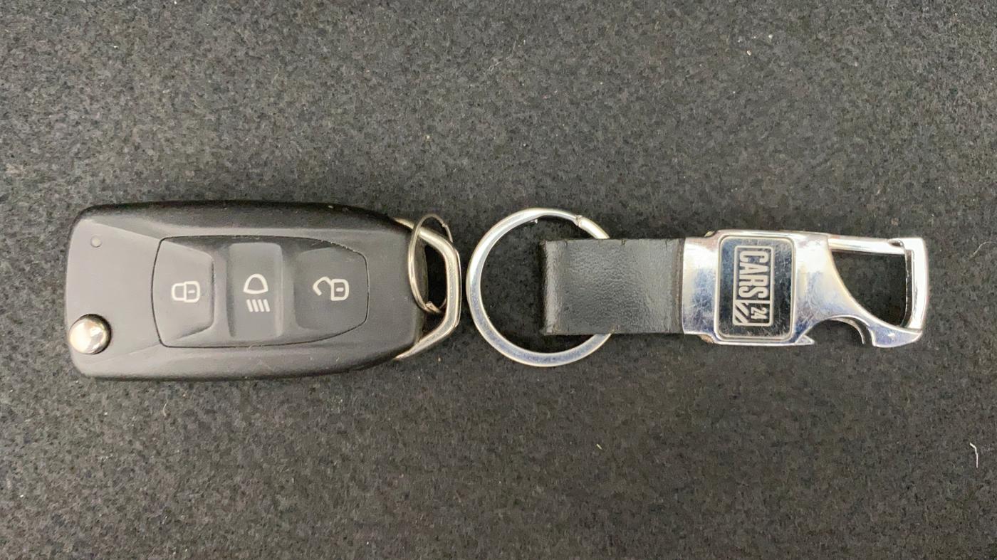 2018 Tata Tiago XZ PETROL, Petrol, Manual, 37,357 km, Key Close Up