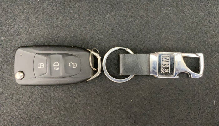 2018 Tata Tiago XZ PETROL, Petrol, Manual, 37,357 km, Key Close Up
