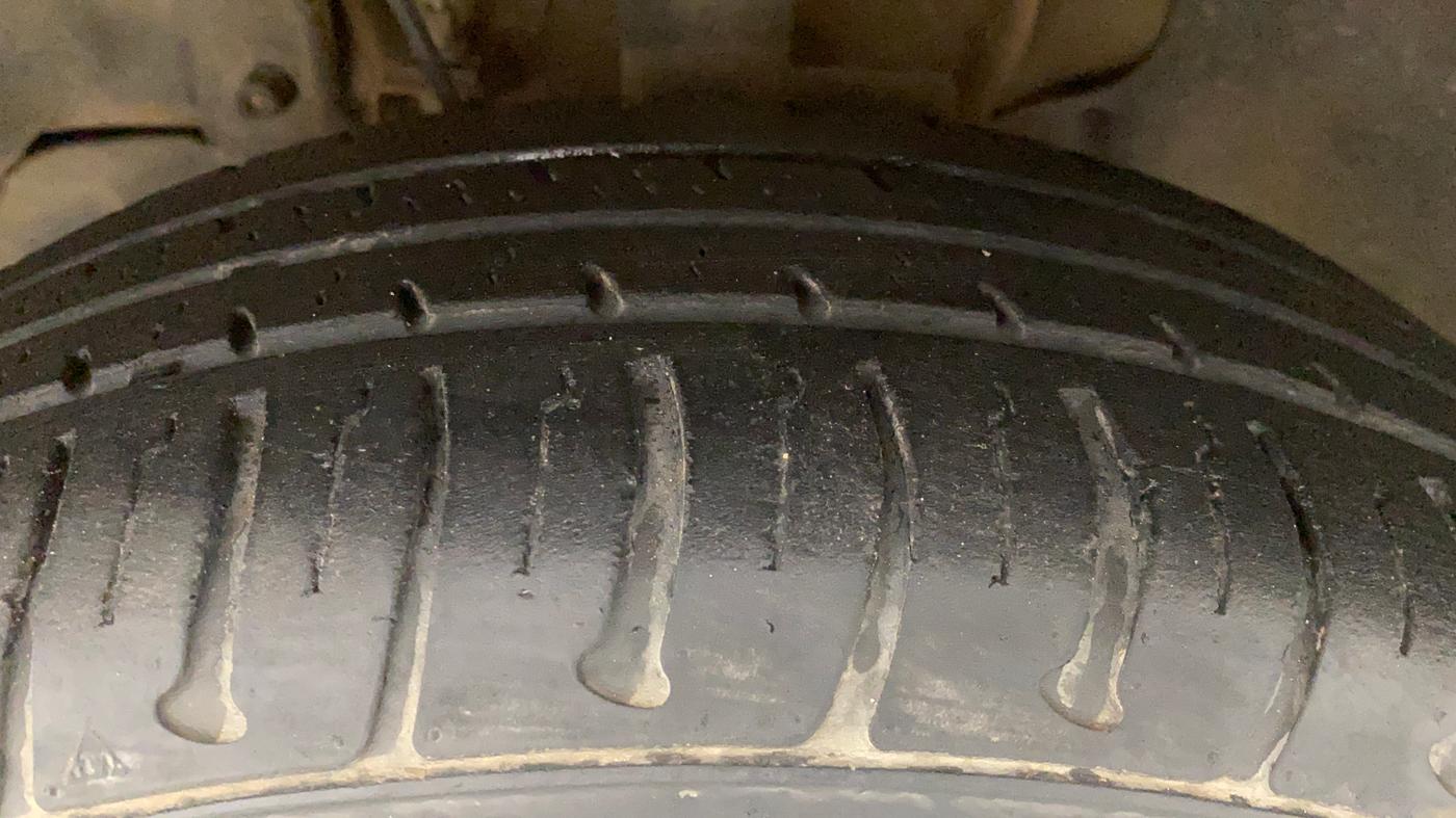 2018 Tata Tiago XZ PETROL, Petrol, Manual, 37,357 km, Left Front Tyre Tread