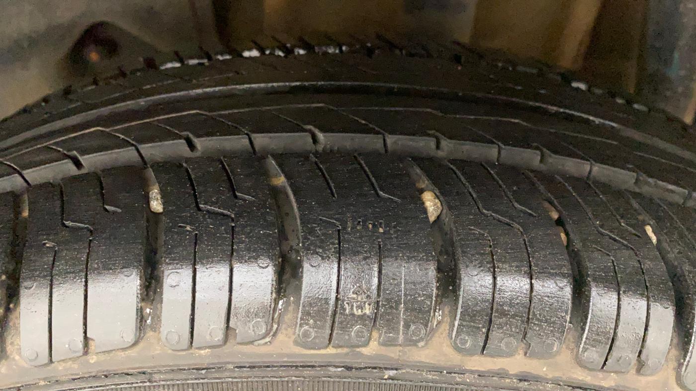 2018 Tata Tiago XZ PETROL, Petrol, Manual, 37,357 km, Left Rear Tyre Tread