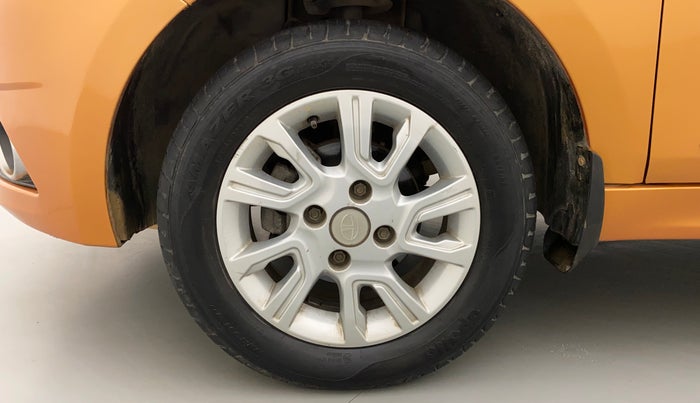 2018 Tata Tiago XZ PETROL, Petrol, Manual, 37,357 km, Left Front Wheel