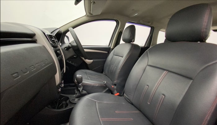 2020 Renault Duster RXS 1.3 TURBO PETROL CVT, Petrol, Automatic, 49,264 km, Right Side Front Door Cabin