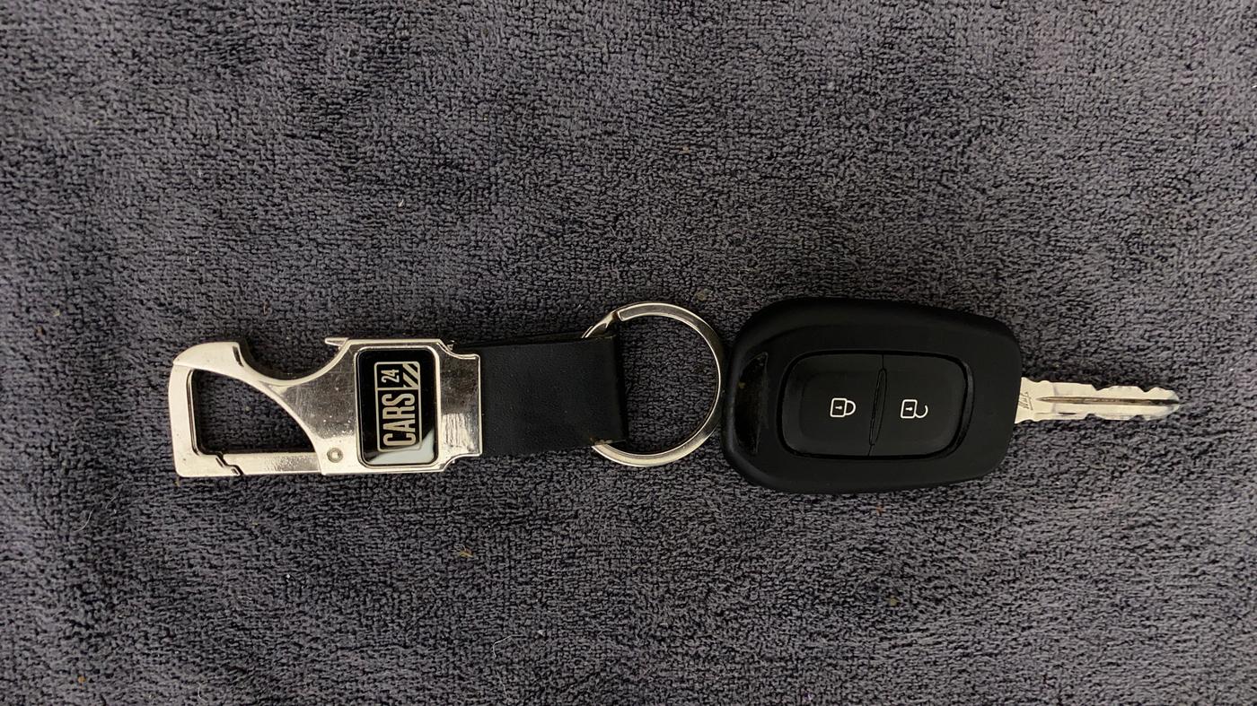 2020 Renault Duster RXS 1.3 TURBO PETROL CVT, Petrol, Automatic, 49,264 km, Key Close Up