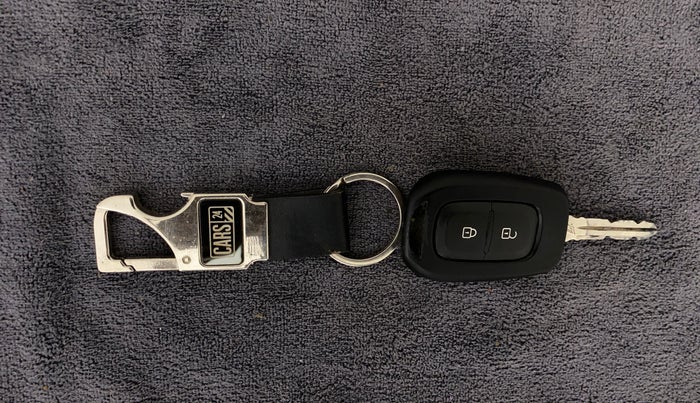 2020 Renault Duster RXS 1.3 TURBO PETROL CVT, Petrol, Automatic, 49,264 km, Key Close Up