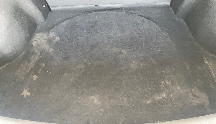 2018 Hyundai Verna 1.6 VTVT SX + AT, Petrol, Automatic, 88,284 km, Boot Inside