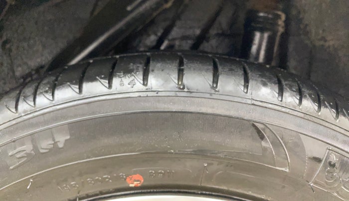 2018 Hyundai Verna 1.6 VTVT SX + AT, Petrol, Automatic, 88,284 km, Left Rear Tyre Tread