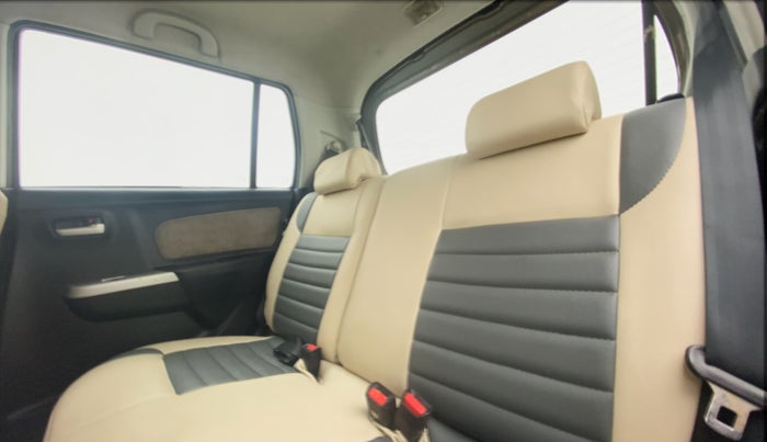 2014 Maruti Wagon R 1.0 VXI, Petrol, Manual, 45,260 km, Right Side Rear Door Cabin