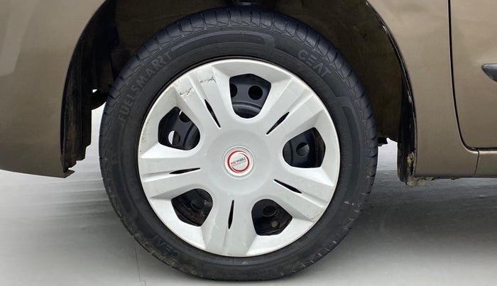 2014 Maruti Wagon R 1.0 VXI, Petrol, Manual, 45,260 km, Left Front Wheel