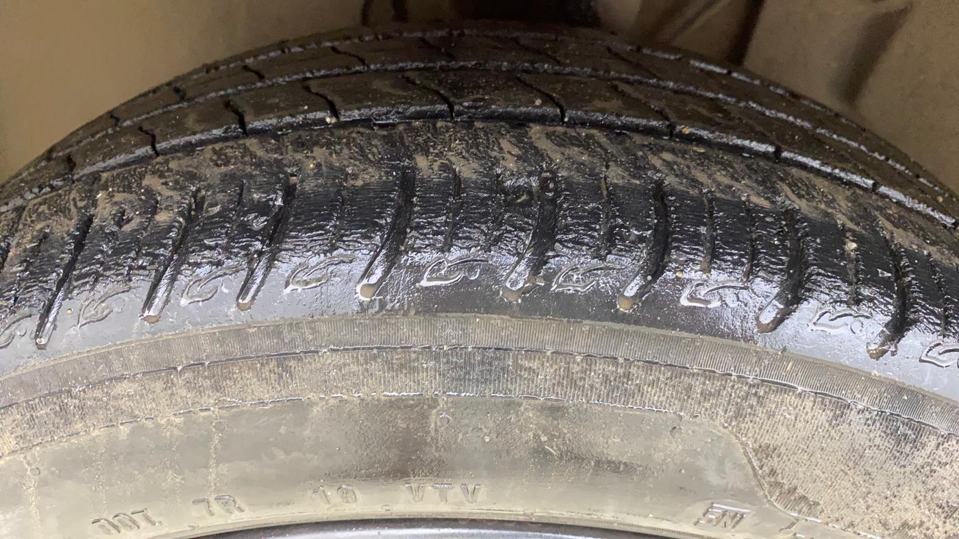 2020 Tata ALTROZ XZ PETROL, Petrol, Manual, 48,191 km, Left Front Tyre Tread