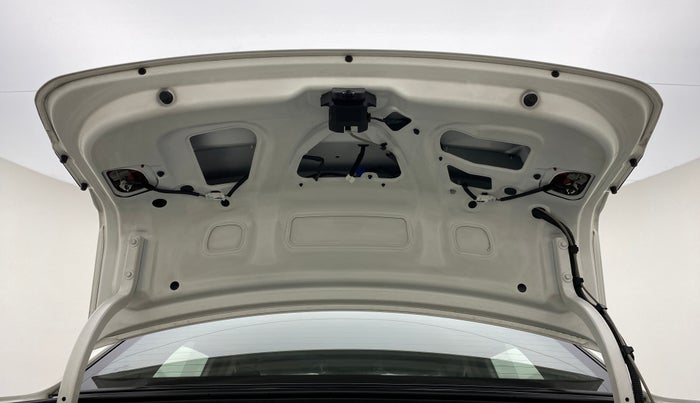 2017 Hyundai Xcent SX 1.2, Petrol, Manual, 73,393 km, Boot Door Open