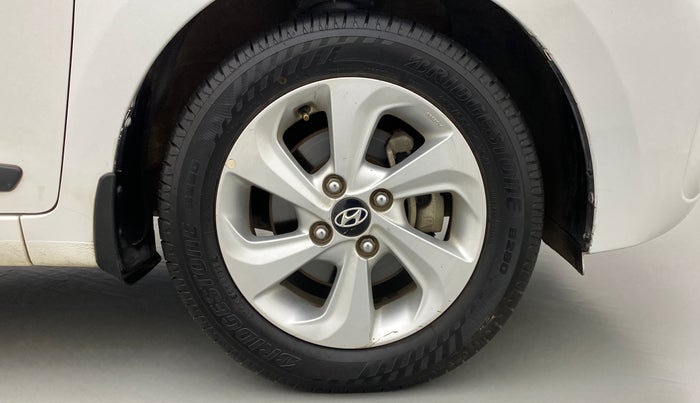 2017 Hyundai Xcent SX 1.2, Petrol, Manual, 73,393 km, Right Front Wheel