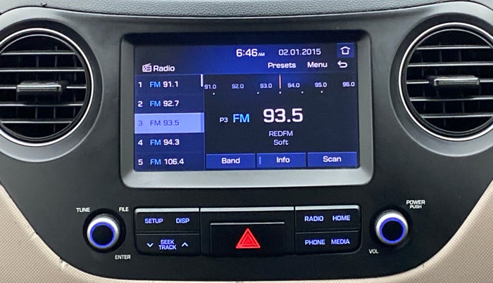 2017 Hyundai Xcent SX 1.2, Petrol, Manual, 73,393 km, Infotainment System