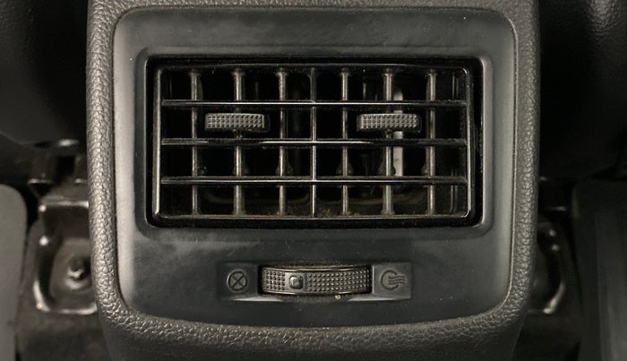 2017 Hyundai Xcent SX 1.2, Petrol, Manual, 73,393 km, Rear AC Vents