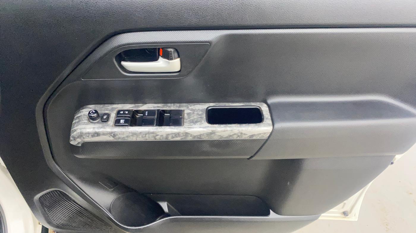 2020 Maruti New Wagon-R ZXI 1.2 AMT, Petrol, Automatic, 46,003 km, Driver Side Door Panels Control