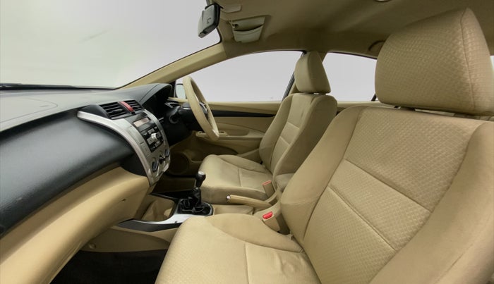 2010 Honda City S MT PETROL, Petrol, Manual, 1,13,701 km, Right Side Front Door Cabin