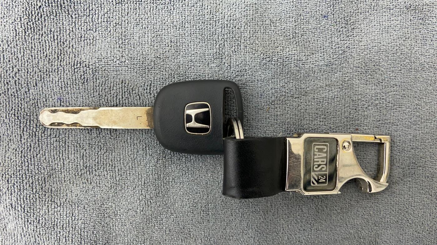 2010 Honda City S MT PETROL, Petrol, Manual, 1,13,701 km, Key Close Up