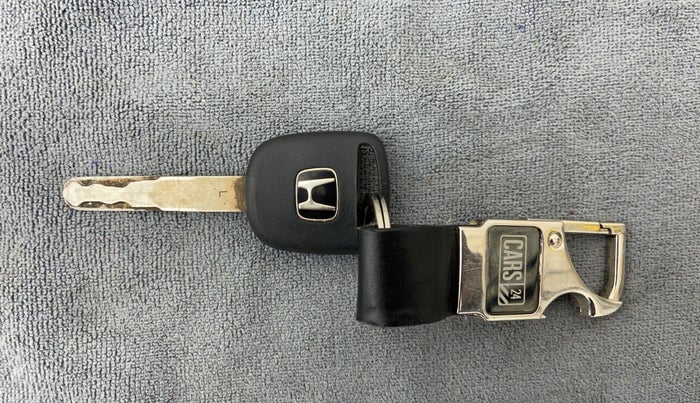 2010 Honda City S MT PETROL, Petrol, Manual, 1,13,701 km, Key Close Up