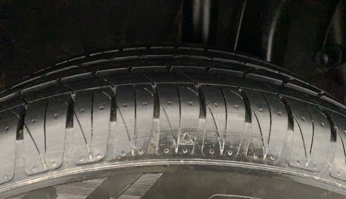 2025 KIA SONET 	 HTX 1.0 TURBO DCT, Petrol, Automatic, 6,189 km, Left Rear Tyre Tread