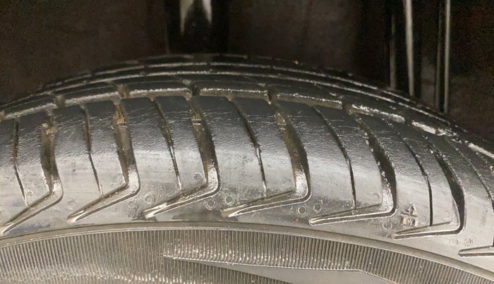 2018 Datsun Redi Go S 1.0 AMT, Petrol, Automatic, 15,233 km, Right Rear Tyre Tread