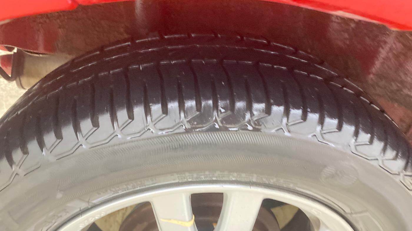 2015 Honda Brio VX AT, Petrol, Automatic, 56,141 km, Right Rear Tyre Tread