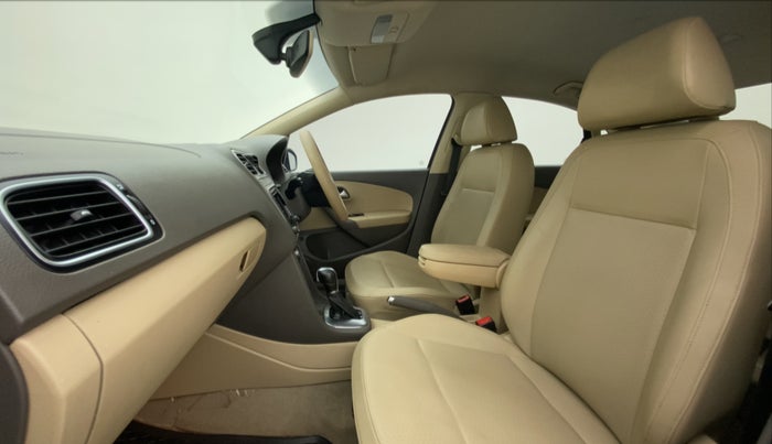 2016 Volkswagen Vento HIGHLINE PLUS 1.2 AT 16 ALLOY, Petrol, Automatic, 94,675 km, Right Side Front Door Cabin